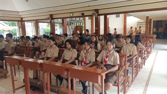 Langkah Kecil Menuju Paskah di SDK Sang Timur Yogyakarta